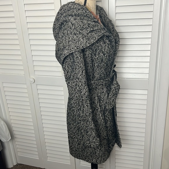 New York & Company Wool-blend Coat with hood - Picture 7 of 12